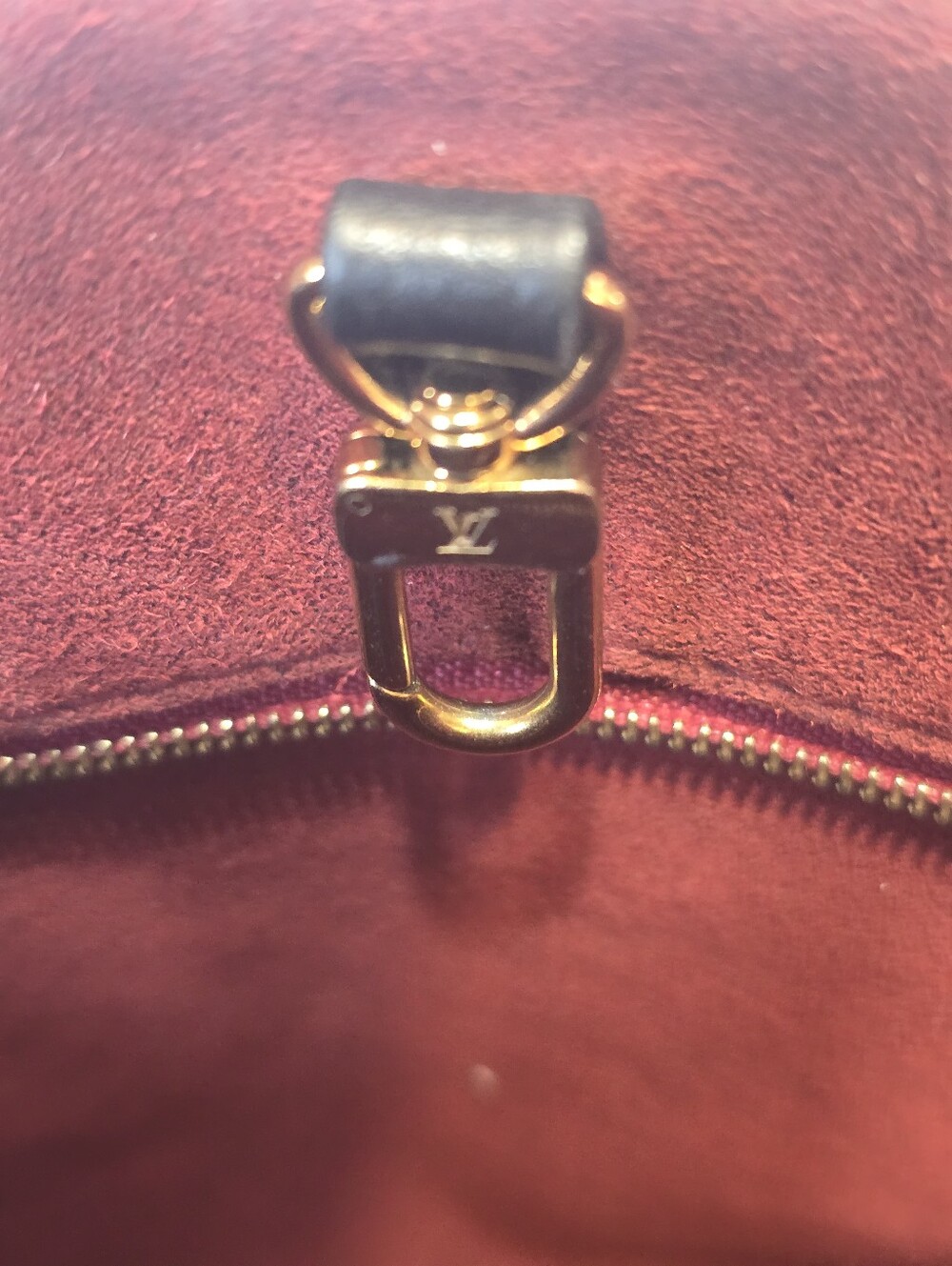 Authentic Louis Vuitton OnTheGo PM - Picture 9 of 16